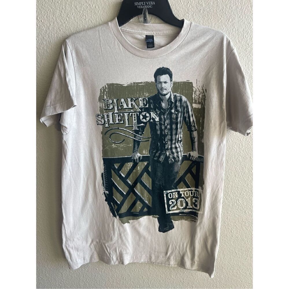 ❤️Blake Shelton Concert T-Shirt 2013